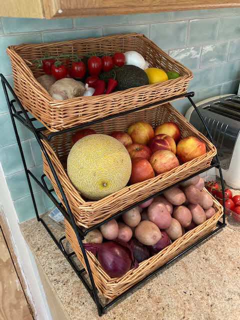 T1207 - Kitchen Storage