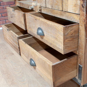 DI17-Drawers-Close-EA