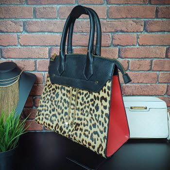 G111-BLK-Dressed-Insitu-EA