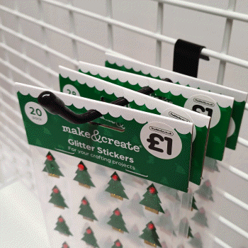 J10-BLK-InUse-EA_20231218135041