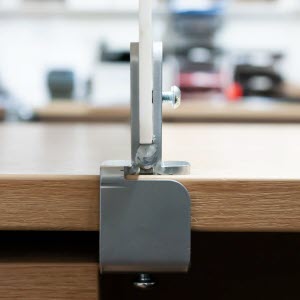 K146-Table-Edge-Close-EA